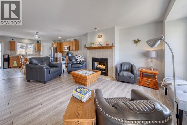 4887 Glen Eagle Drive, Fairmont Hot Springs