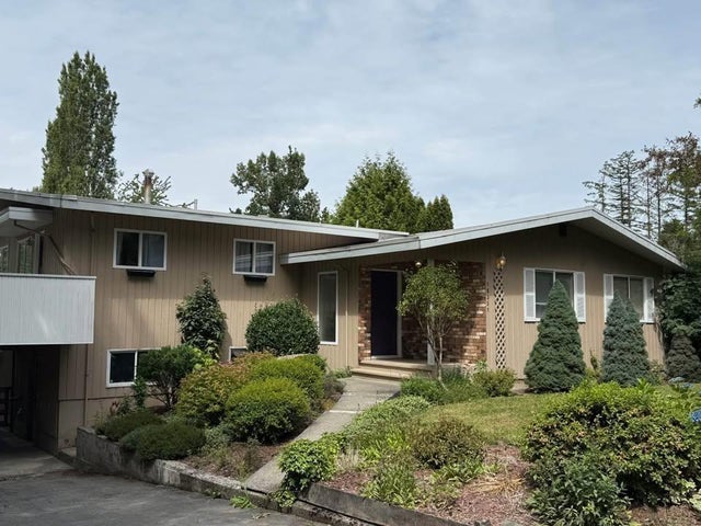 18351 74 Avenue, Surrey