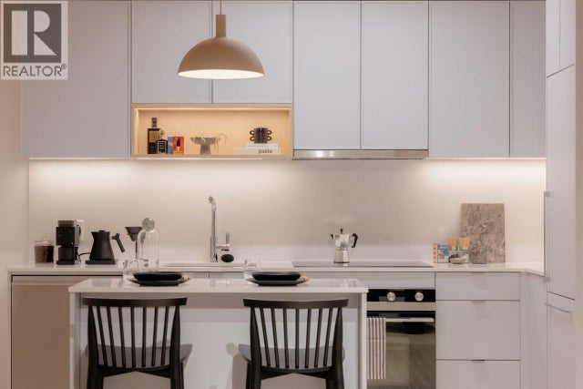 201 3633 Willingdon Avenue, Burnaby