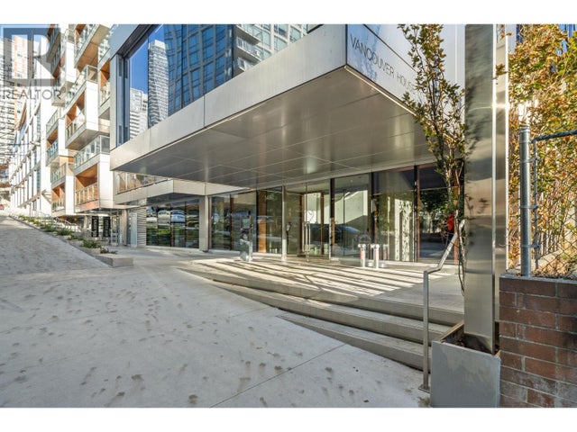 808 1480 Howe Street, Vancouver