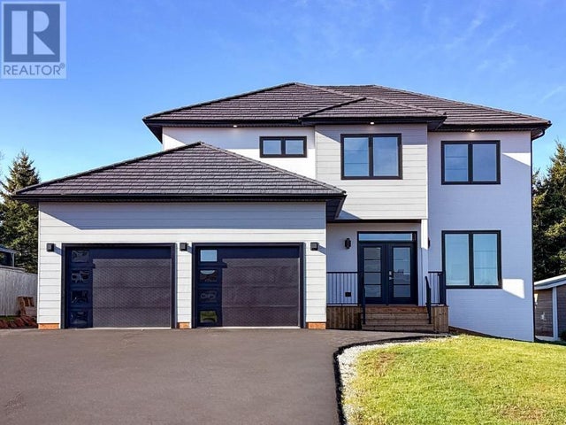 7 Maple Leaf Row, Stratford