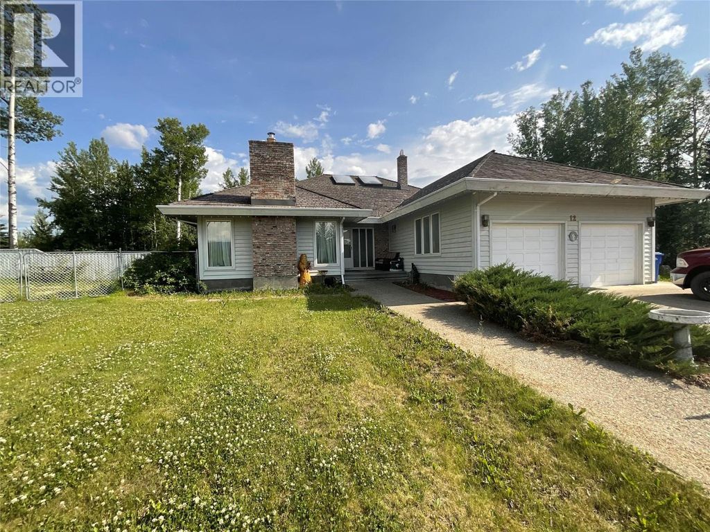 12 Collier Place, Tumbler Ridge