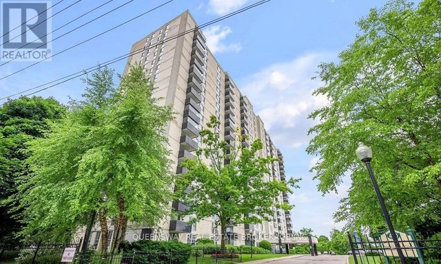 205 - 420 Mill Road, Toronto (eringate-Centennial-West Deane)