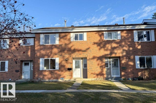 68 Great Oaks, Sherwood Park