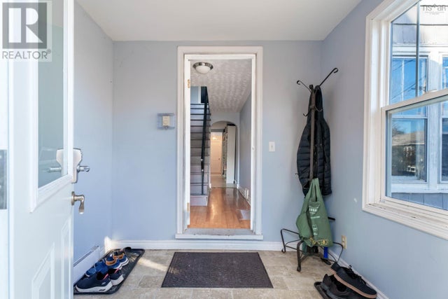 15 Forest Hill Drive, Halifax