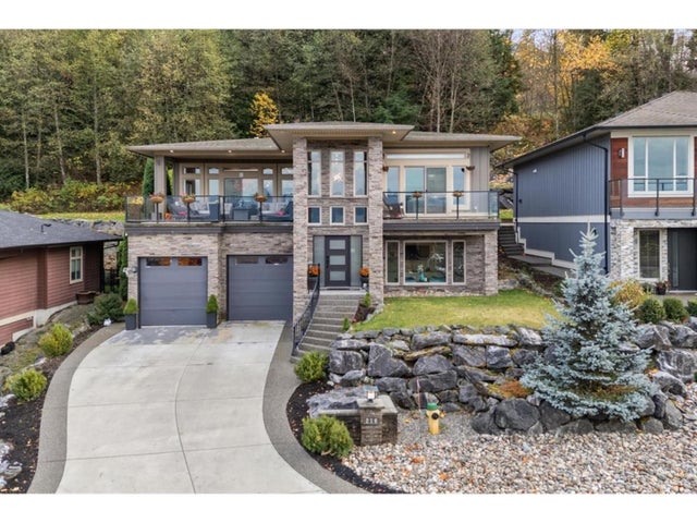 216 51075 Falls Court|eastern Hillsides, Chilliwack