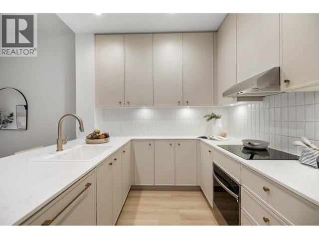 109 708 Edgar Avenue, Coquitlam