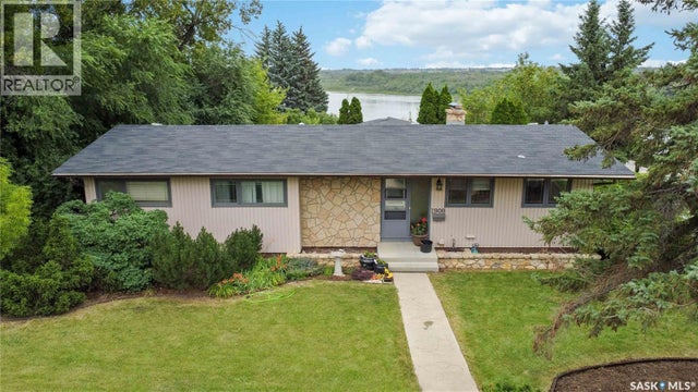 1908 Pembina Avenue, Saskatoon