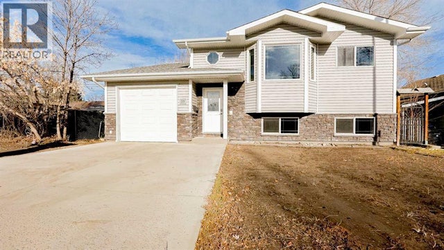 326 3 Street Sw, Medicine Hat