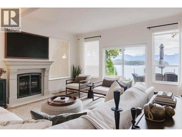 1454 Smith Road, Langdale