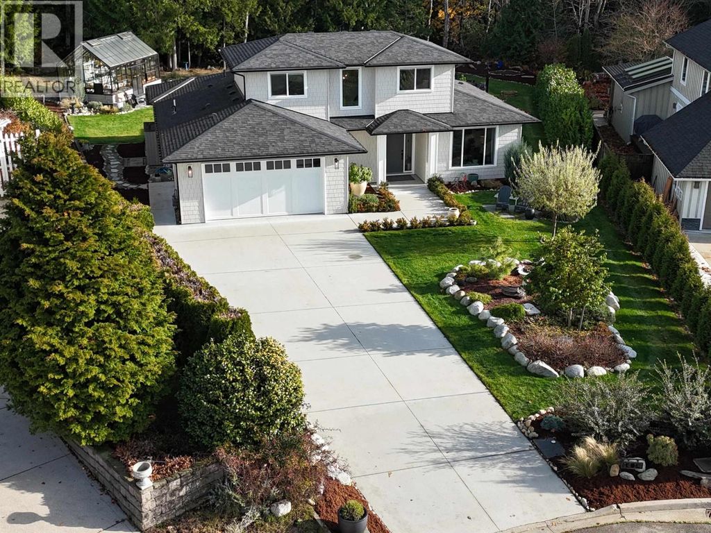 1414 Sunrise Place, Gibsons