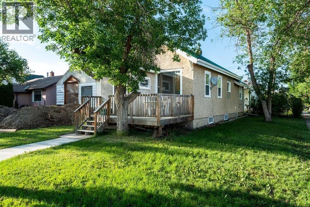 402 Main Street, Trochu