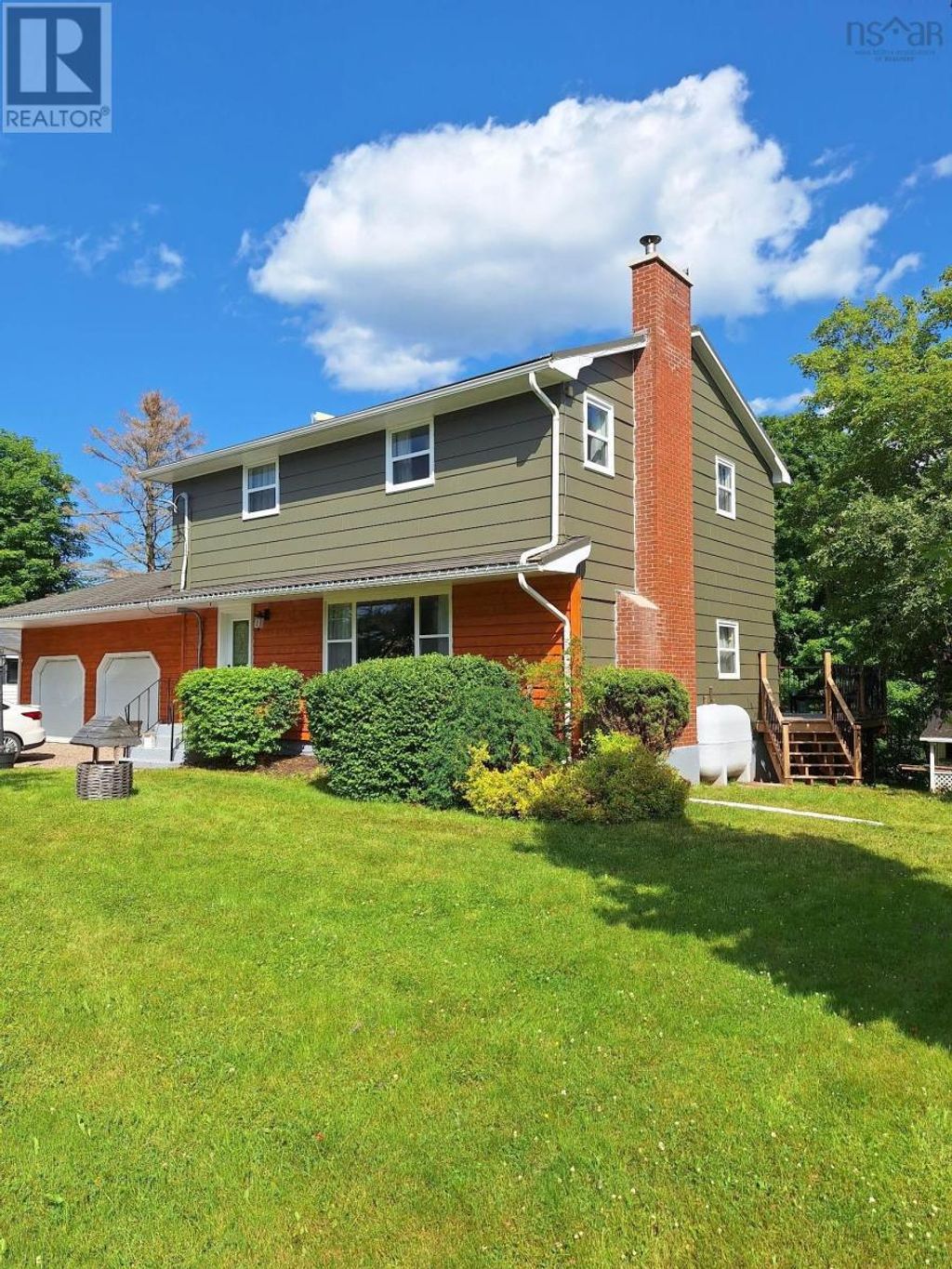 2966 Highway 311, Upper North River