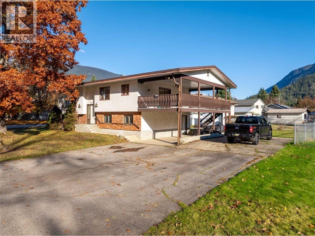 1509 Mountain View Drive, Revelstoke