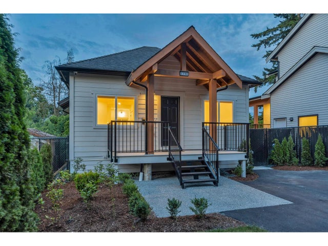 2290 Mouldstade Road, Abbotsford