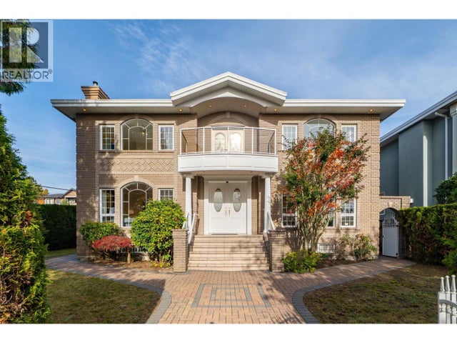 6111 Kitchener Street, Burnaby