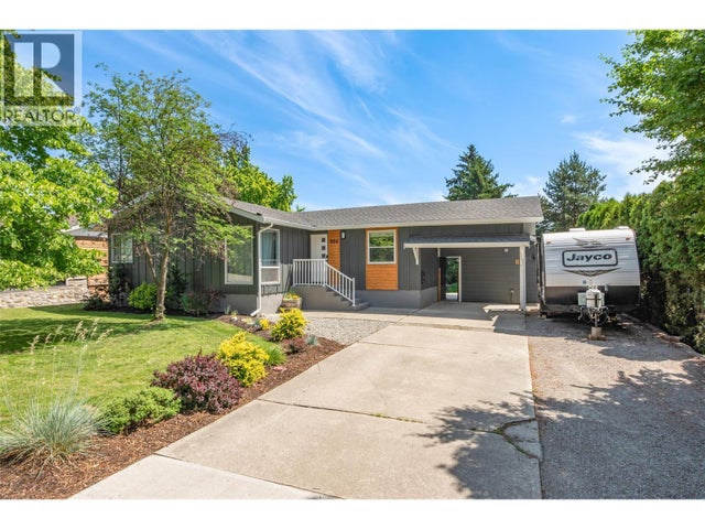 994 Tronson Drive, Kelowna