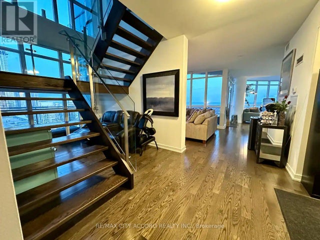 Ph06 - 21 Iceboat Terrace, Toronto (waterfront Communities)