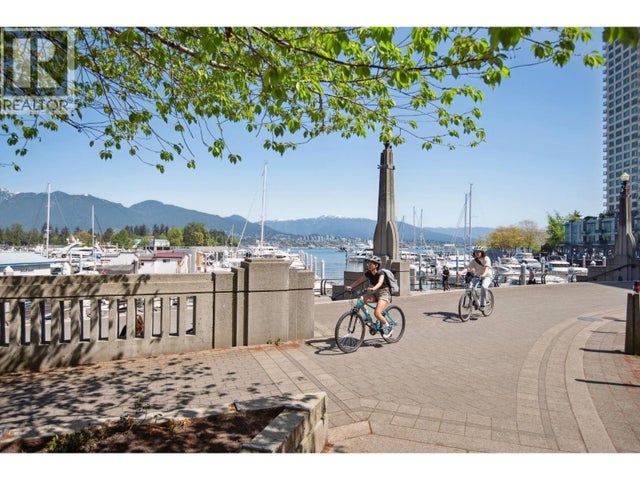 1701 499 Broughton Street, Vancouver