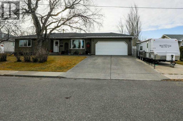 562 27 Street, Fort Macleod