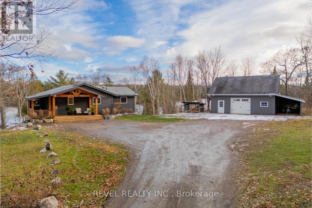 300 Green Lane, Whitestone (hagerman)