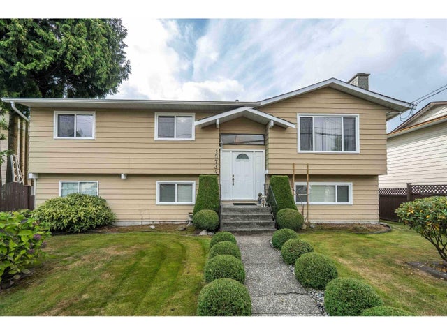 15734 96 Avenue, Surrey