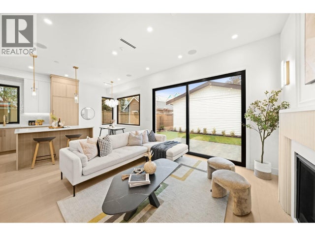 2965 Glen Drive, Vancouver