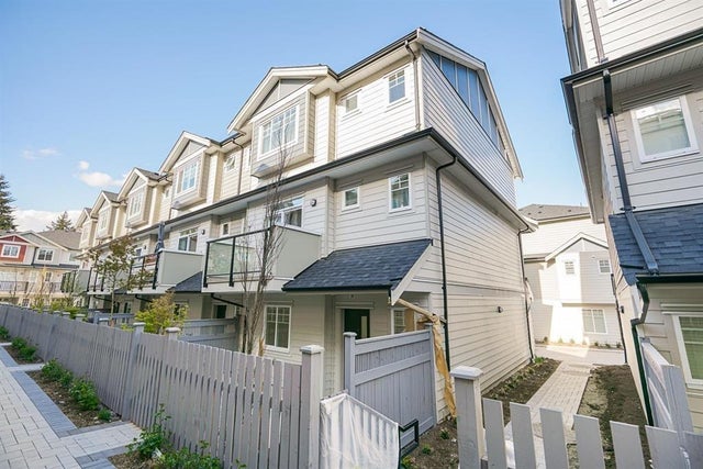 29 13898 64 Avenue, Surrey