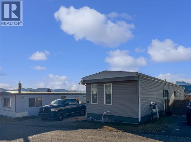 69 Shand Trailer Court, Grande Cache