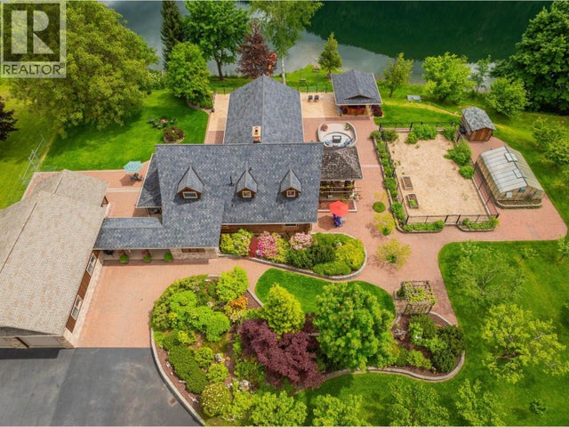 906 James Road, Shoreacres