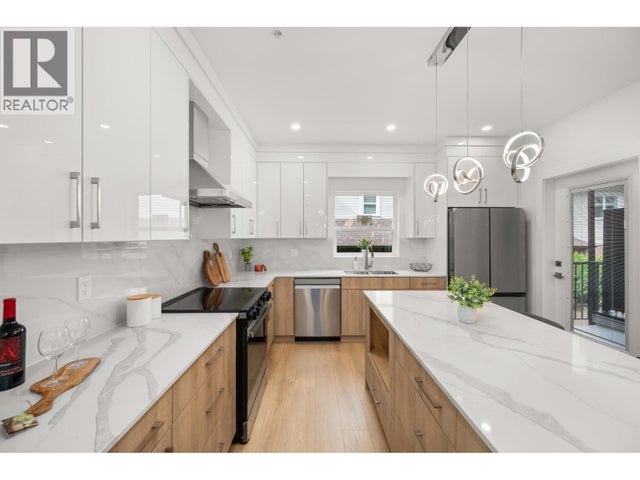 4 2258 Kelly Avenue, Port Coquitlam