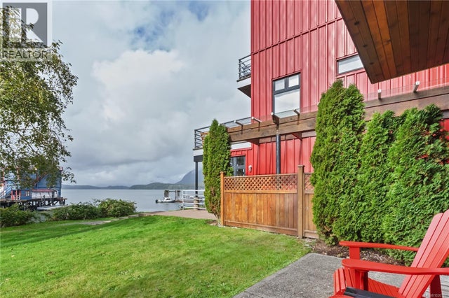 103 230 Main St, Tofino