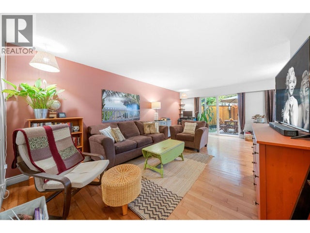 75 1034 Premier Street, North Vancouver