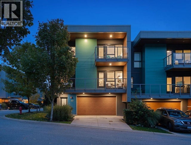 40 3596 Salal Drive, North Vancouver