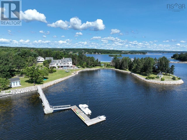 226 Crandall Road, Martins Point