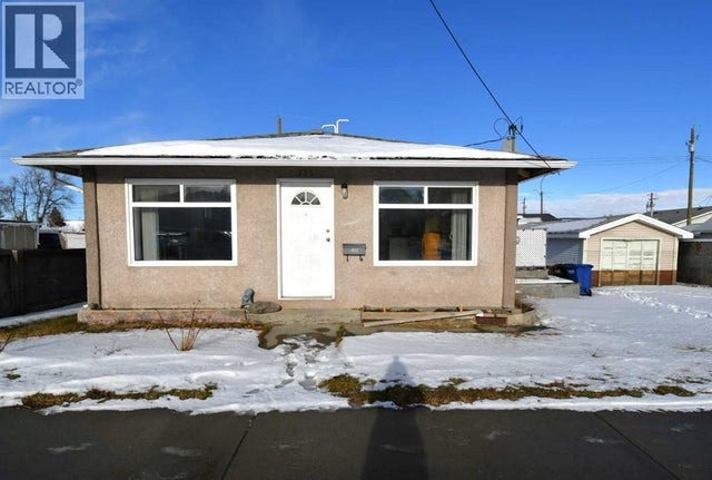 135 21 Street, Fort Macleod