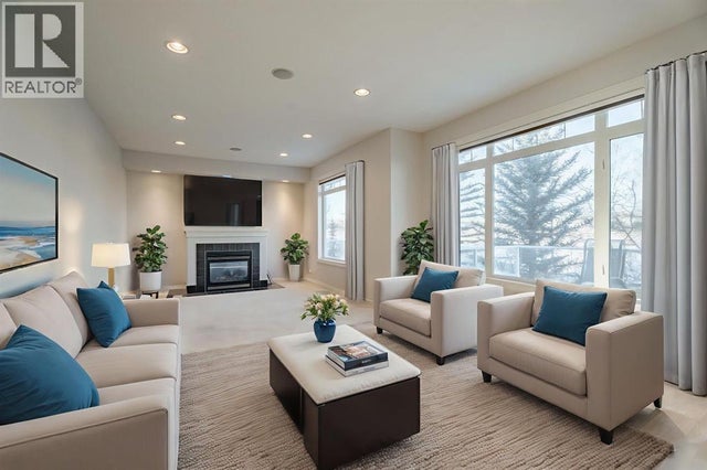 14 Discovery Woods Villas Sw, Calgary