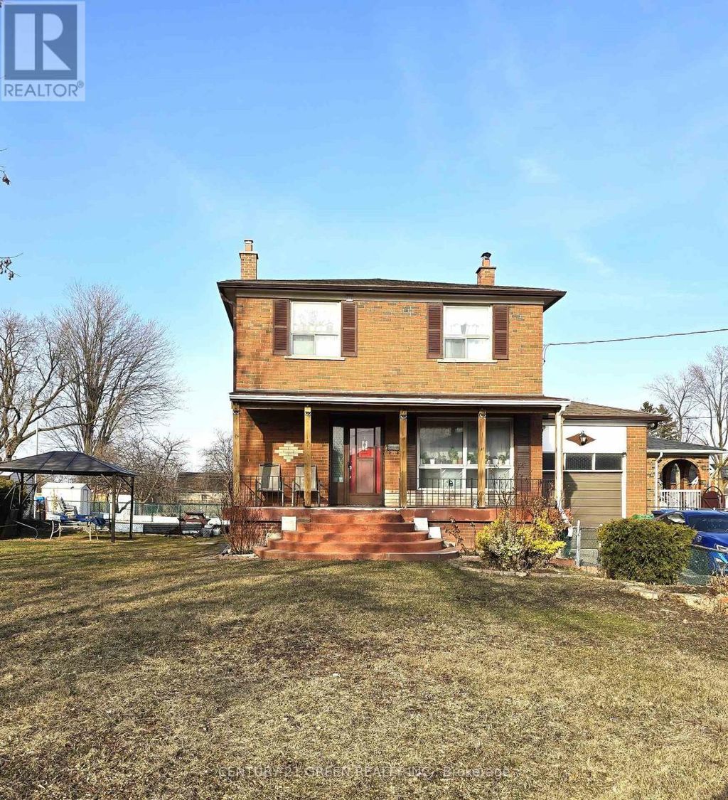 35 York Street, Mississauga (malton)