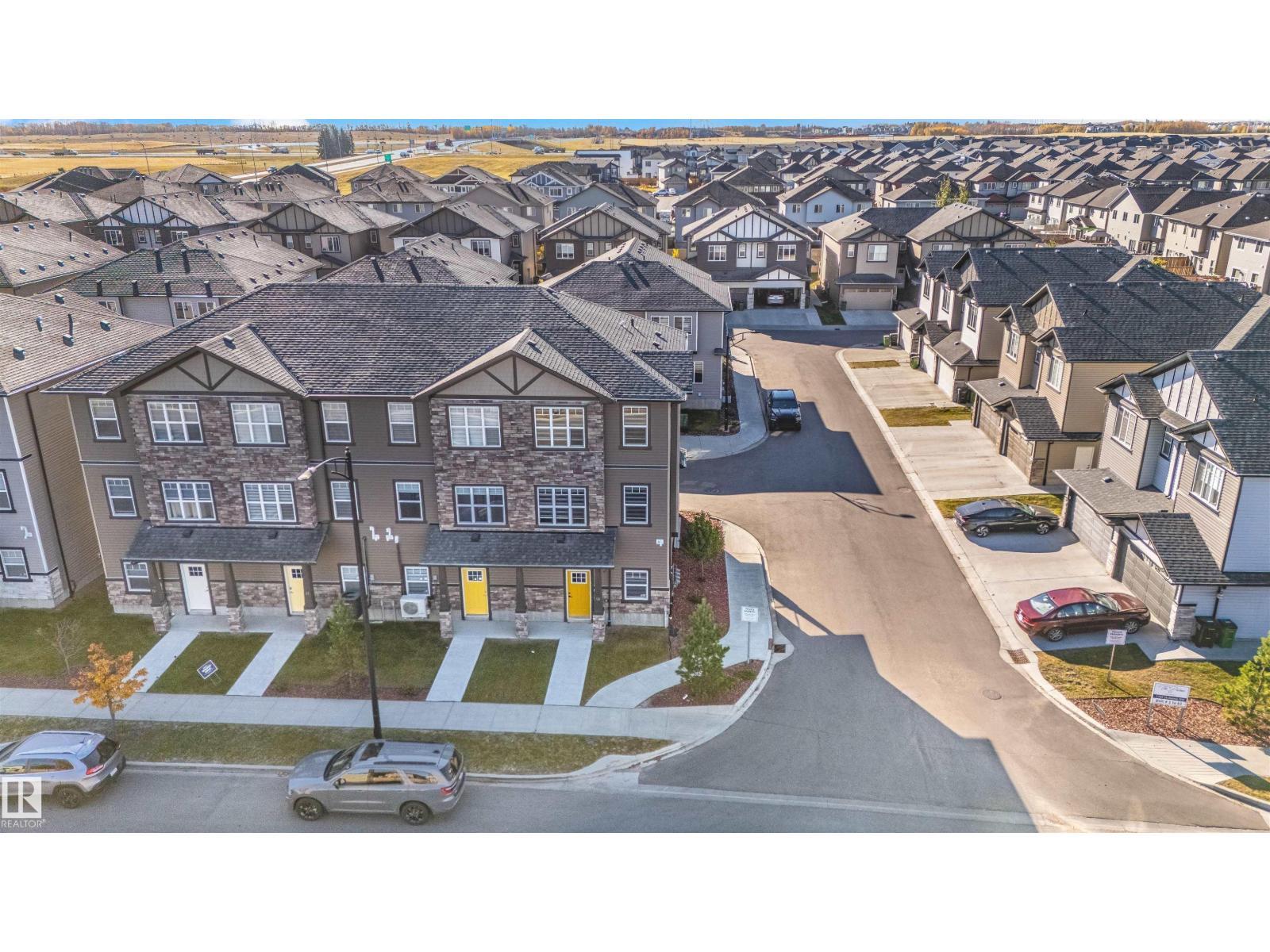 #19 1703 16 Av Nw Nw, Edmonton