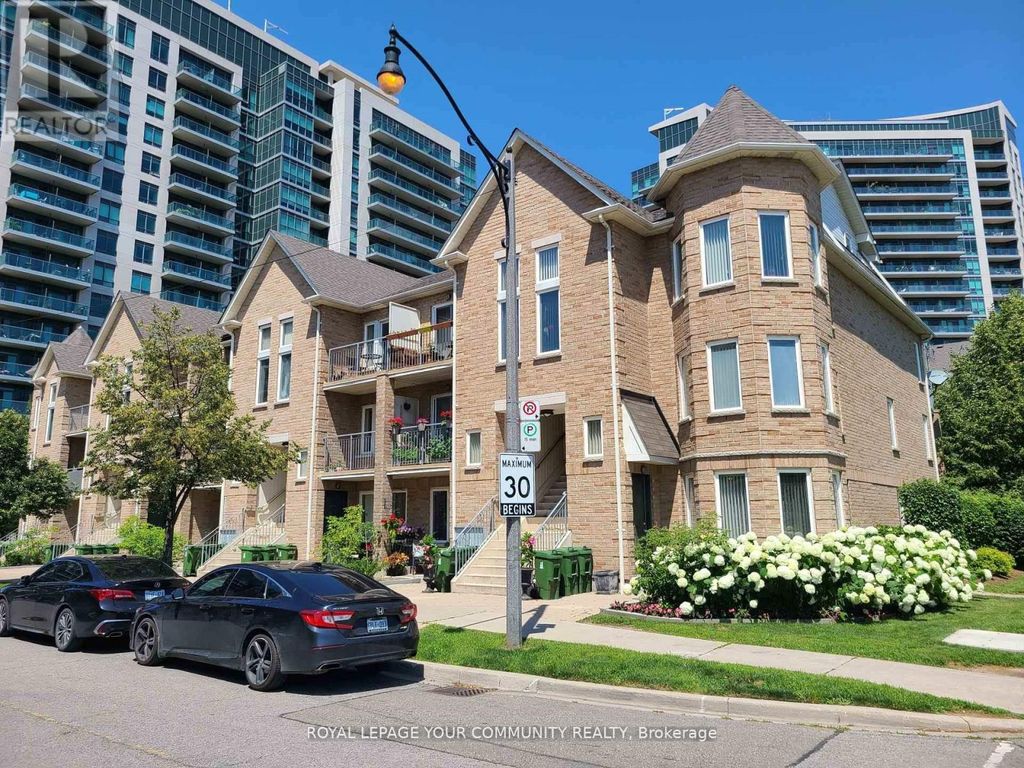 101 - 130 Vanderhoof Avenue, Toronto (thorncliffe Park)