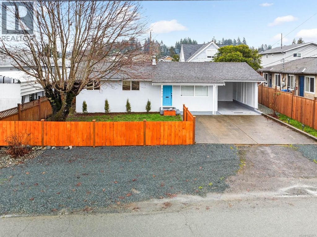 4575 Arrowsmith Rd, Port Alberni