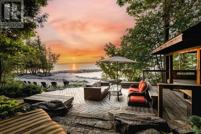 100 Melissa Lane, Tiny