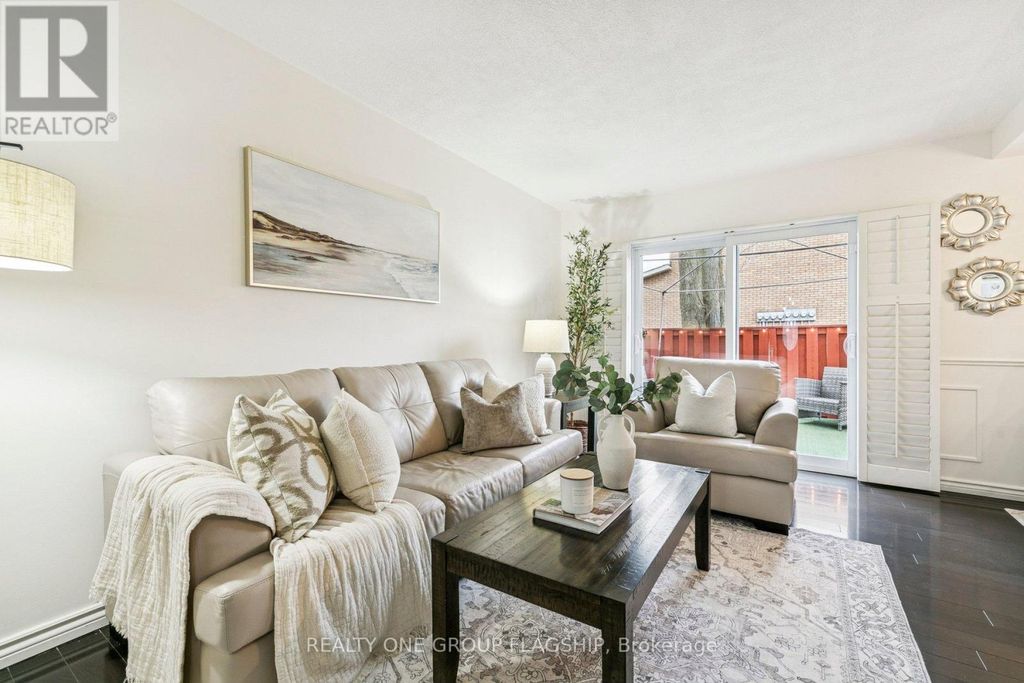137 - 100 Quigley Road, Hamilton (vincent)