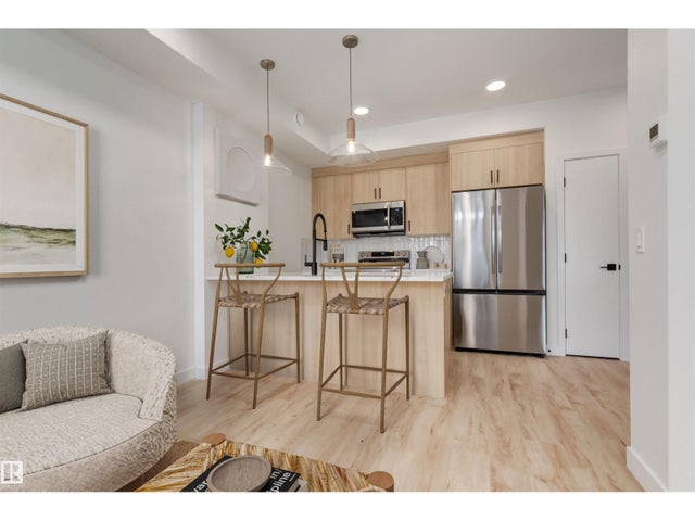 #43 16231 19 Av Sw, Edmonton