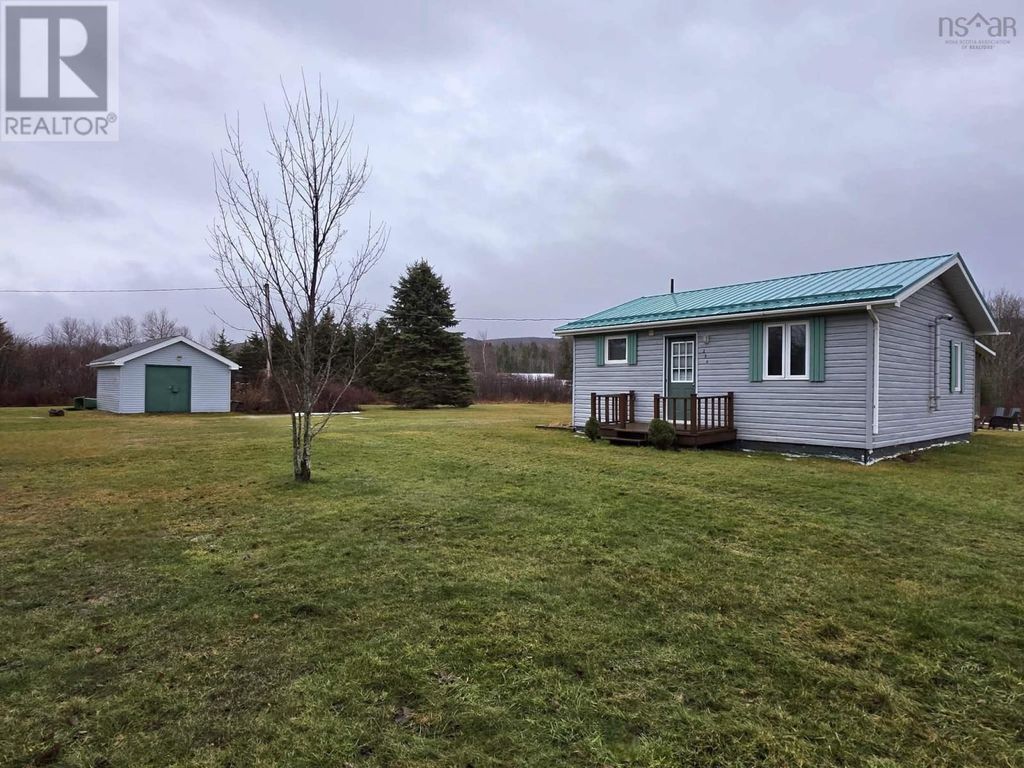 296 Valley Road, Westchester