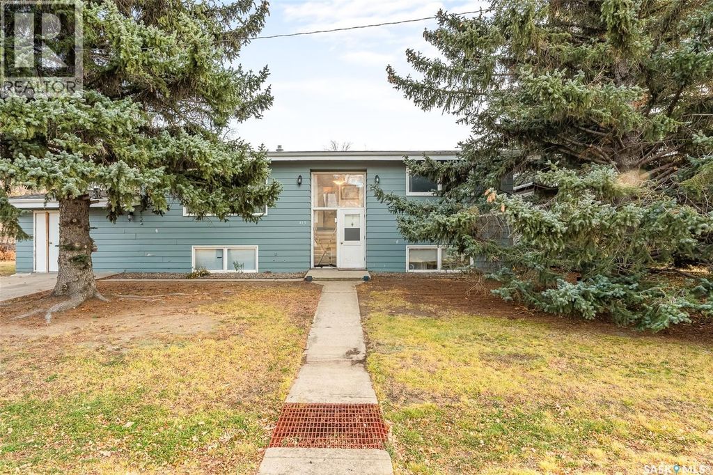 315 Birch Street, Caronport