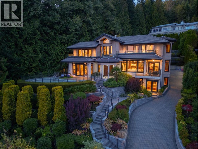2673 Finch Hill, West Vancouver
