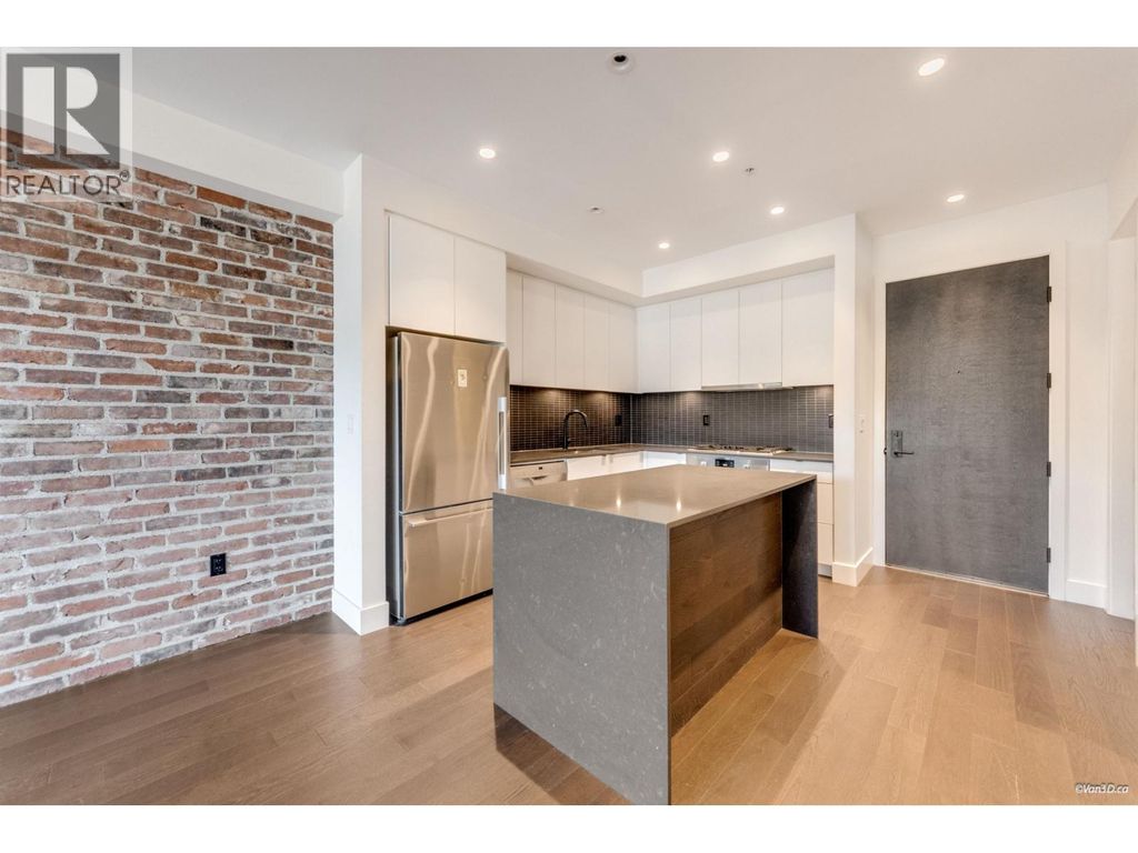 406 83 Moody Street, Port Moody