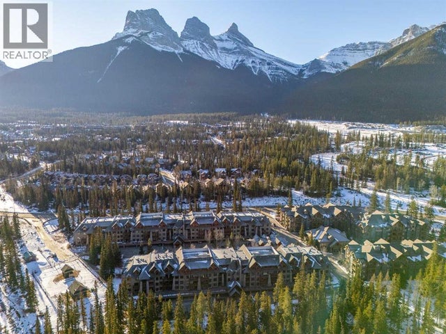 313, 170 Crossbow Place, Canmore