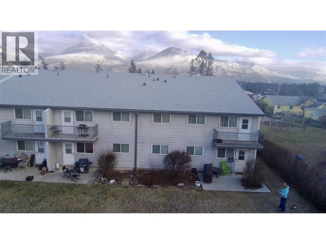 302 10th Avenue Unit# 202, Invermere